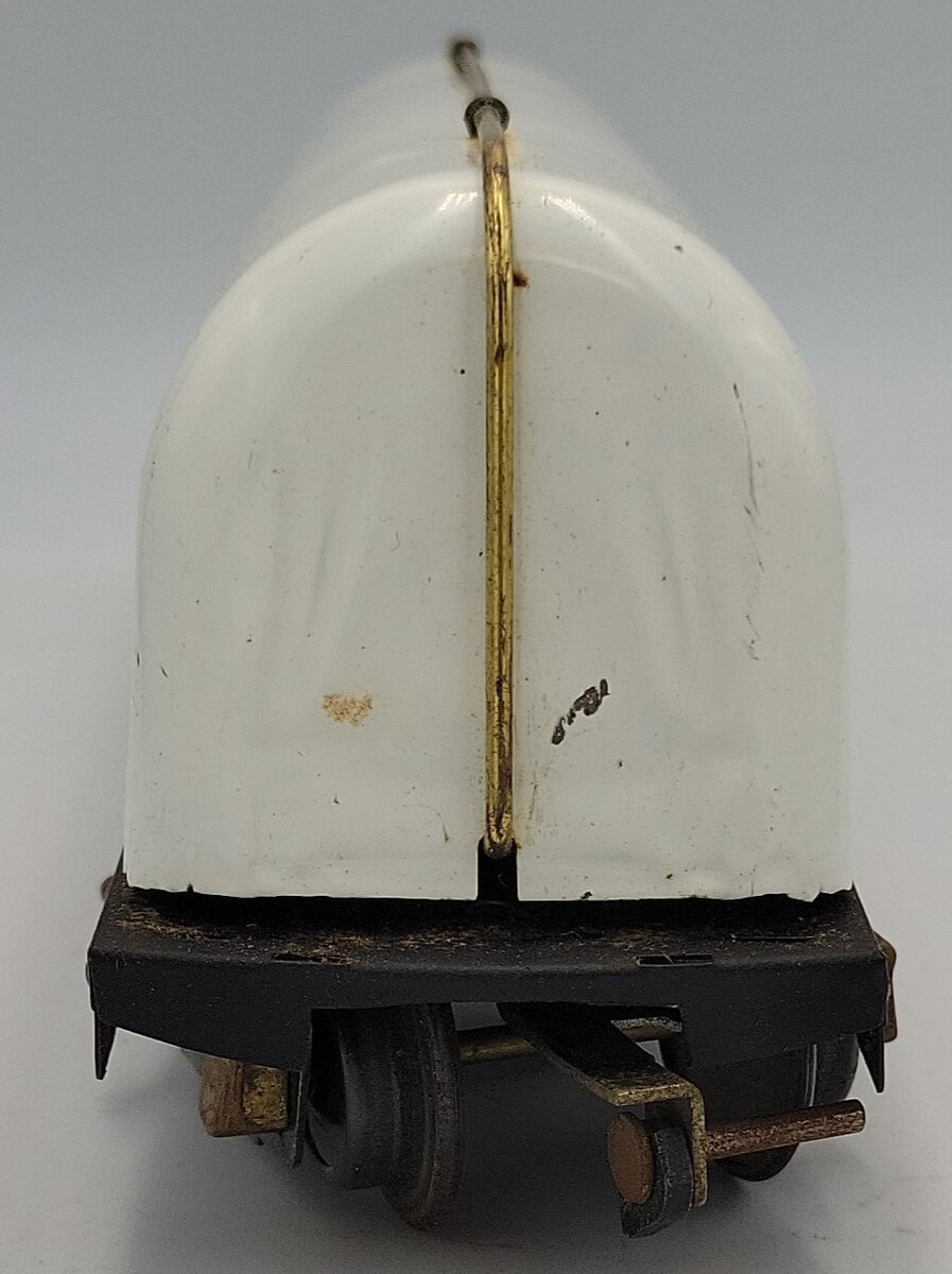 American Flyer 412 O Gauge Tinplate Bordon's Milk Car with Original Box #412