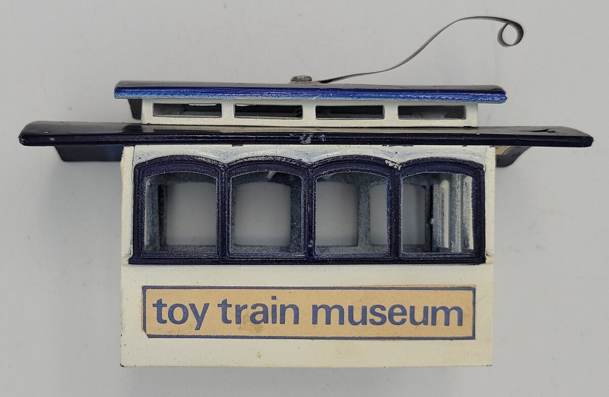 David O King 209-1 O Gauge Vintage Cast "toy train museum" Trolley Shell- RARE