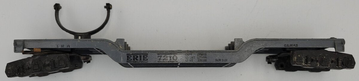 American Flyer 7210-2 Cast Gray Erie Spotlight Car Frame w/Truck Frames/Bracket