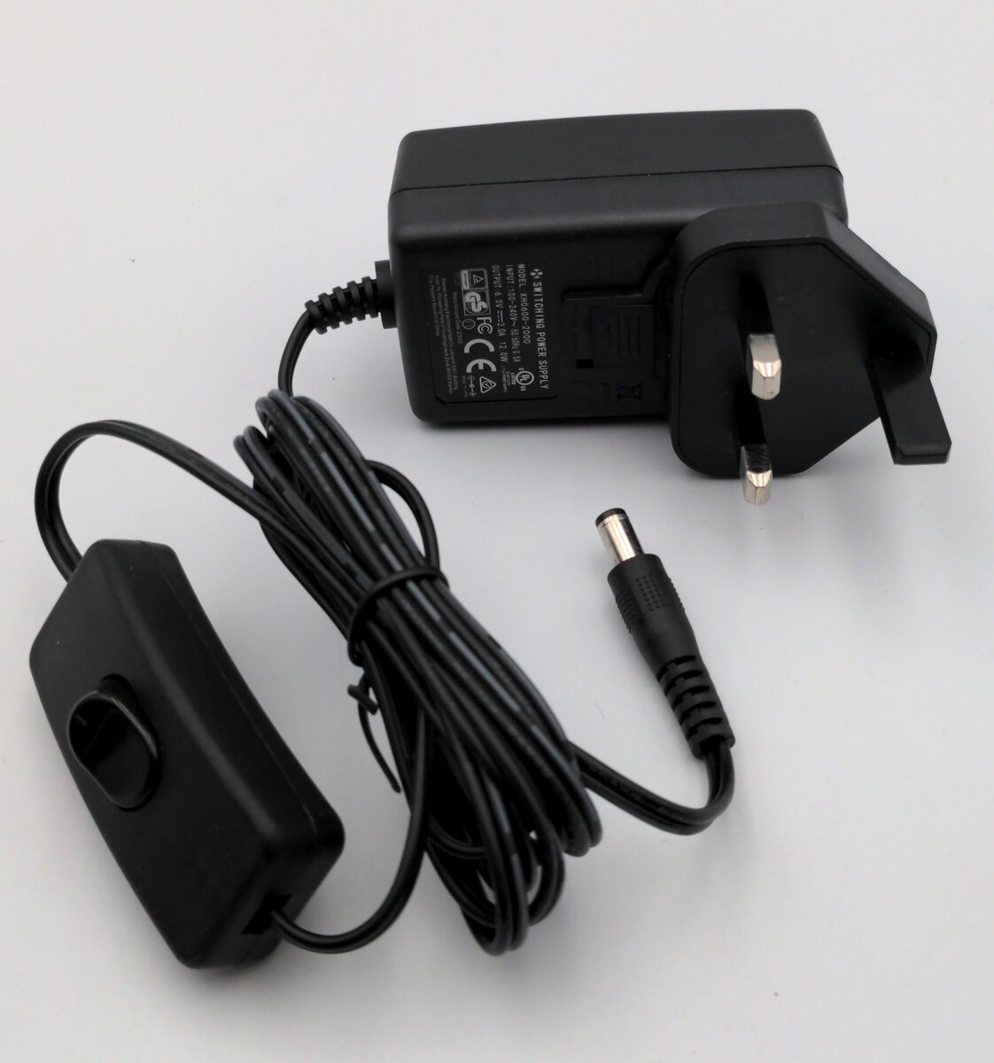 Dwarvin XH0600-2000W UK 6 Volt / 2.0A Power Supply Plug