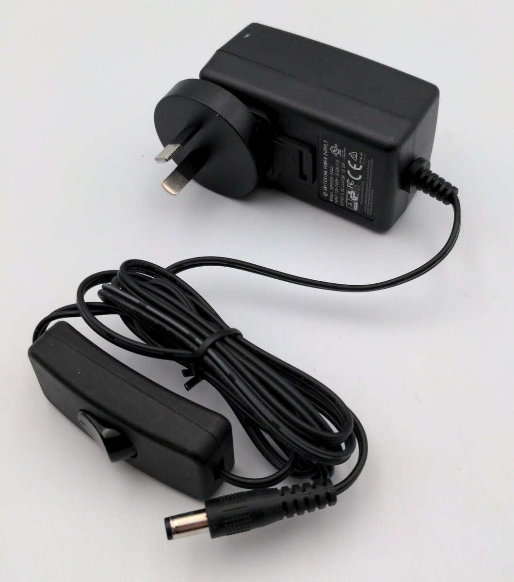 Dwarvin XH0600-2000W Australian 6V / 2.0A Power Supply Plug