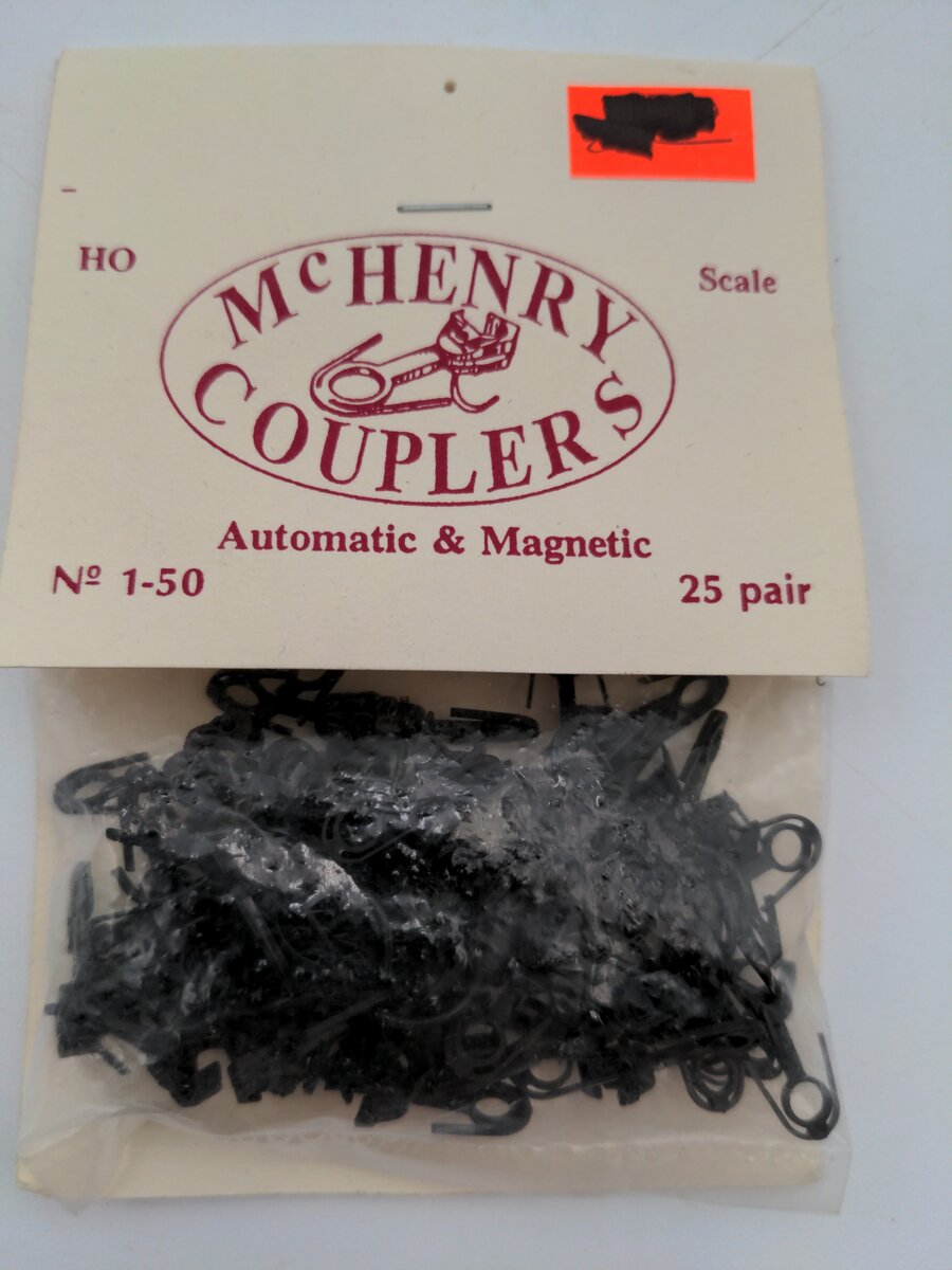 McHenry Couplers 1-50 HO Automatic & Magnetic 25 Pair