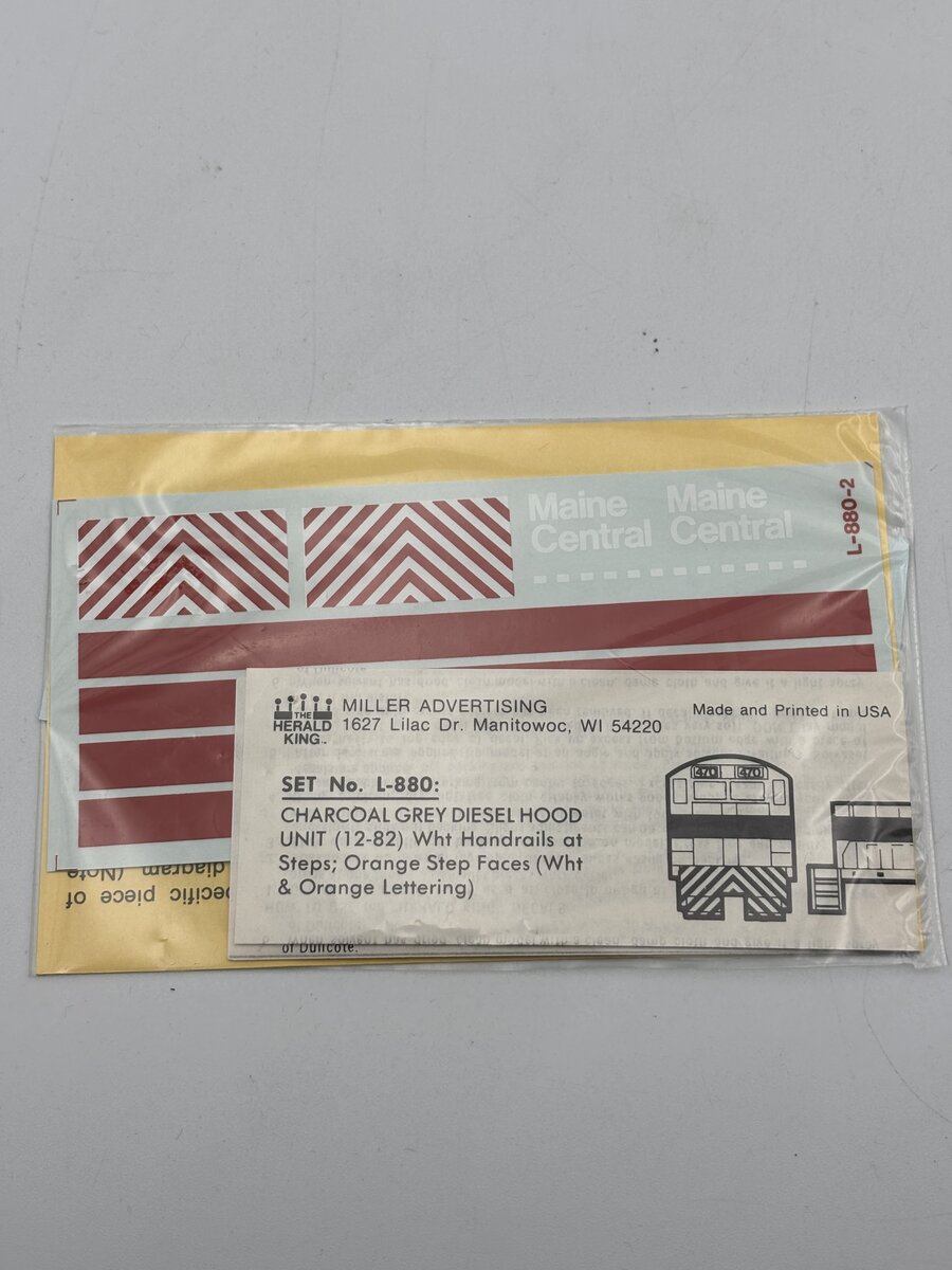 The Herald King L-880 HO Charcoal Grey Diesel Hood Unit Decals
