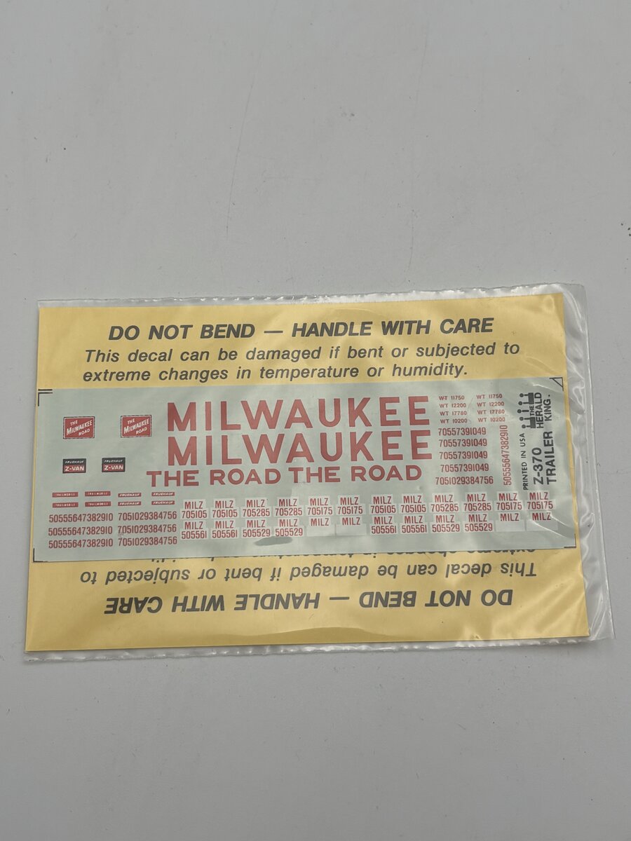 The Herald King Z-370 HO Milwaukee Road Van Aluminum Piggyback Trailer Decal