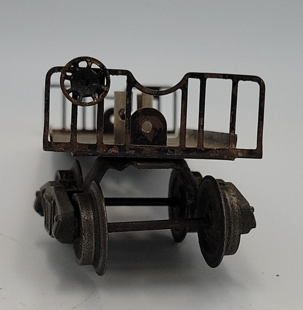 Lionel 6357-6 O Gauge Caboose Frame w/ Brake Wheel, Lamp Socket & Plain Truck