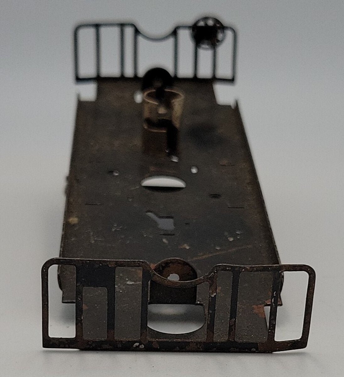 Lionel 6357-6 O Gauge Caboose Frame w/ Brake Wheel, Lamp Socket & Plain Truck