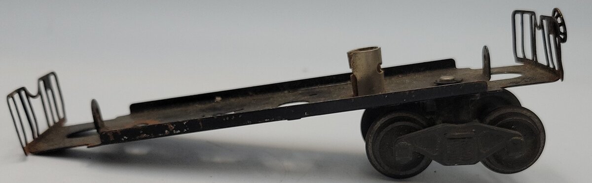 Lionel 6357-6 O Gauge Caboose Frame w/ Brake Wheel, Lamp Socket & Plain Truck