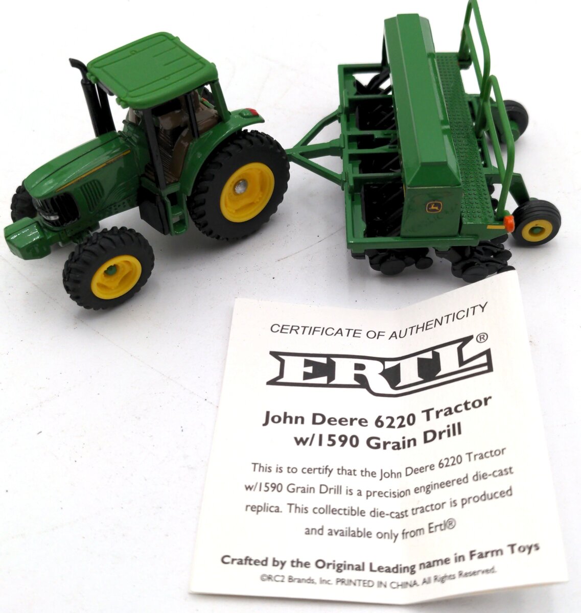 ERTL 786749 1:64 JD 6220 Tractor w/1590 Grain Drill