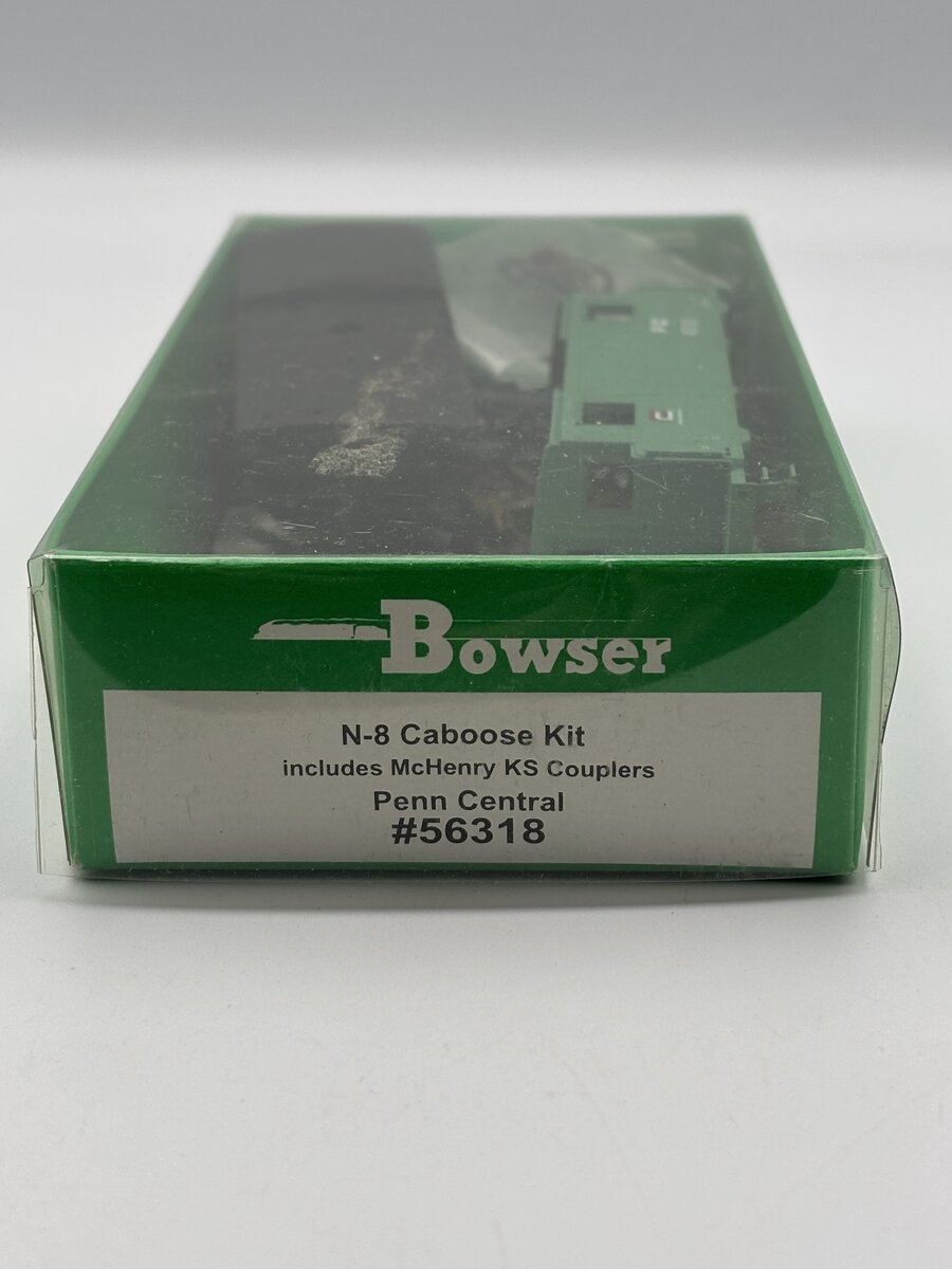 Bowser 56318 HO N-8 Caboose Penn Central Kit
