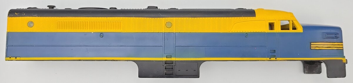 American Flyer XA12D075 Yellow and Blue Santa Fe Shell Missing Some Trim