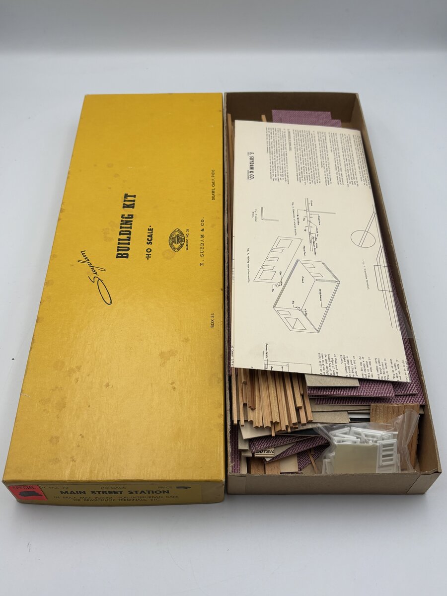 E. Suydam & Co 73 HO Main Street Station Build Kit