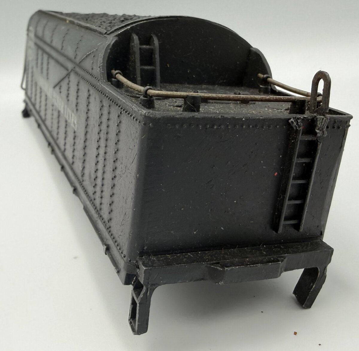 American Flyer PA9312 S Cast New York Central Hudson Tender Shell w/ Broken Step