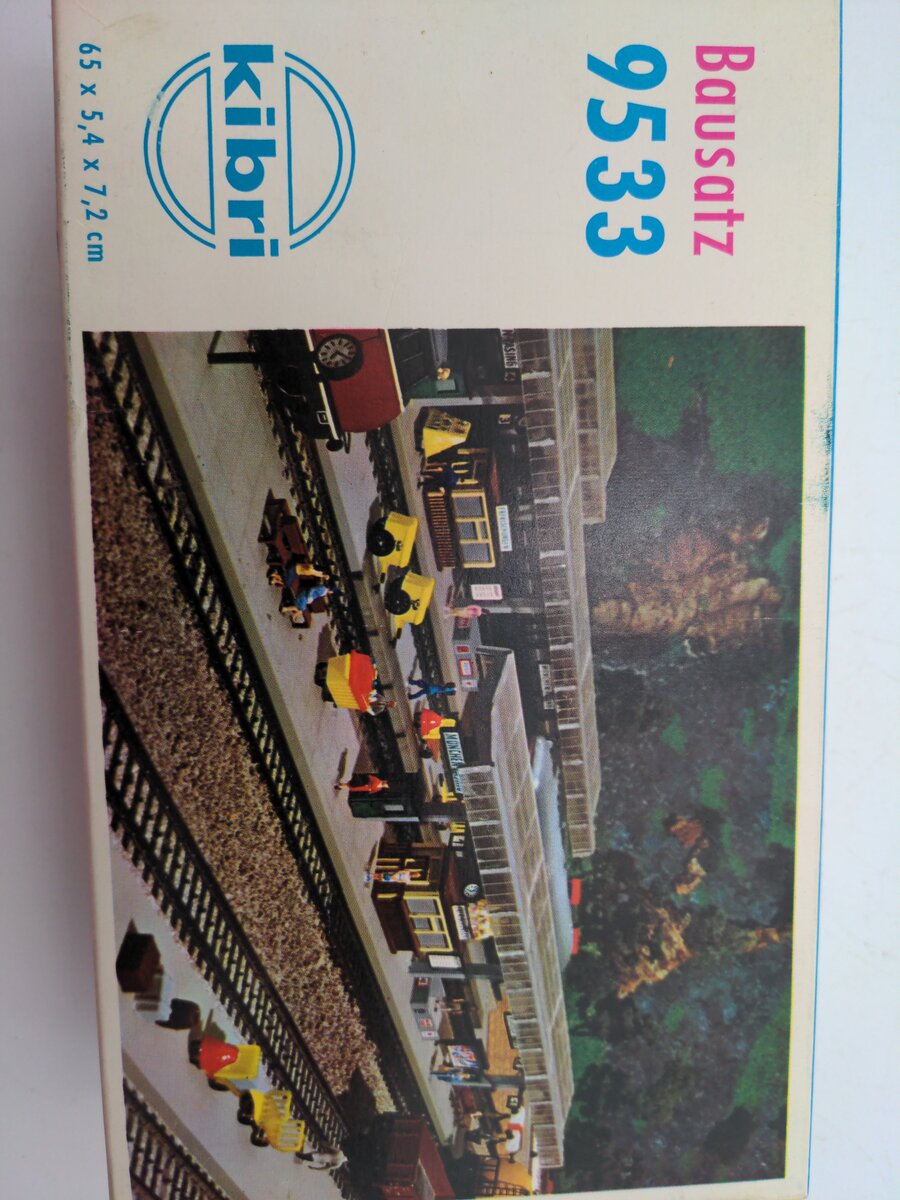 Kibri 9533 HO Scale Model Kit-Vintage Train Station Platform