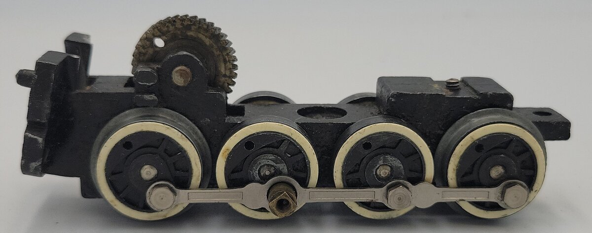 American Flyer XA10504A-1 Locomotive Chassis with Wheels and Siderods #342