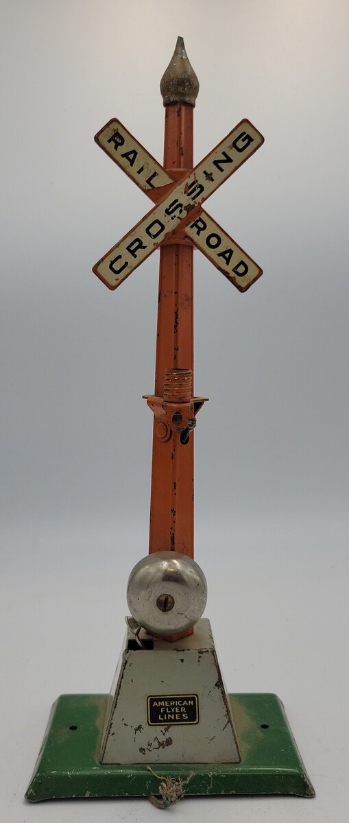 American Flyer 2116 Orange and Green Bell Crossing Signal