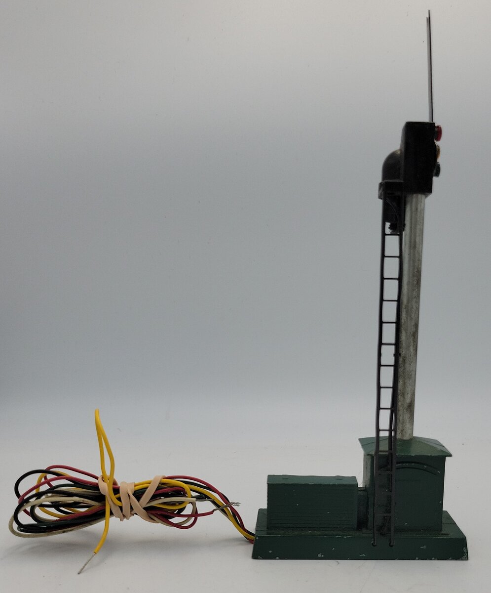 American Flyer 761 Vintage S Semaphore Signal with Dark Green Base w/o Post Cap