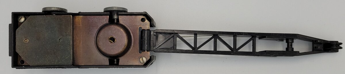 American Flyer 24543-3 S Crane Car Frame, Cab, Boom w/ Manual Handwheels #24543