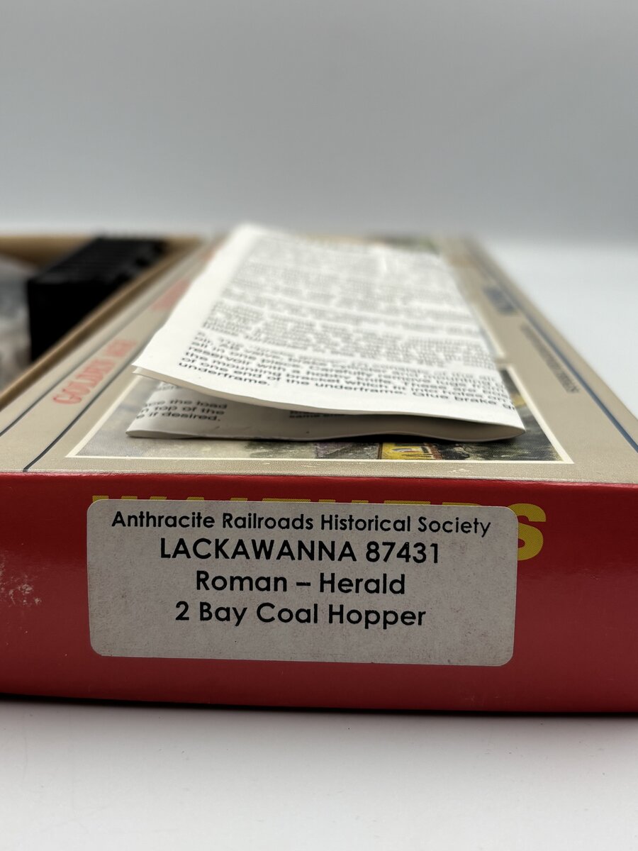 Walthers 87431 HO Roman-Herald 2 Bay Coal Hopper Lackawanna
