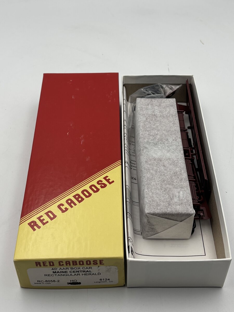 Red Caboose RC-8058-2 HO 40' AAR Boxcar Maine Central Rectangular Herald Kit
