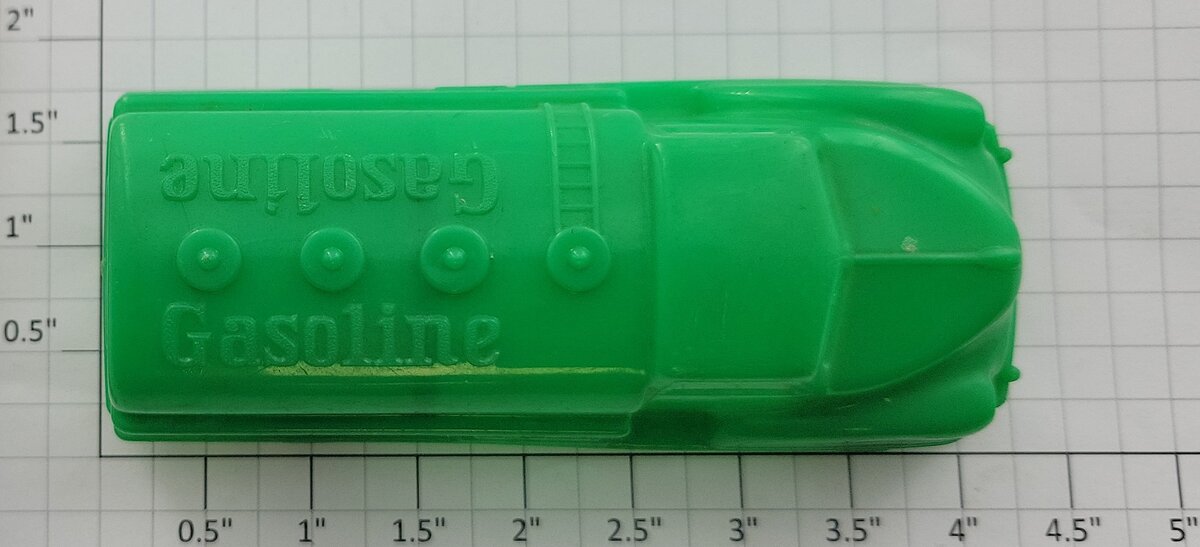 Renwal Products No.94 O Gauge Green Gasoline Truck