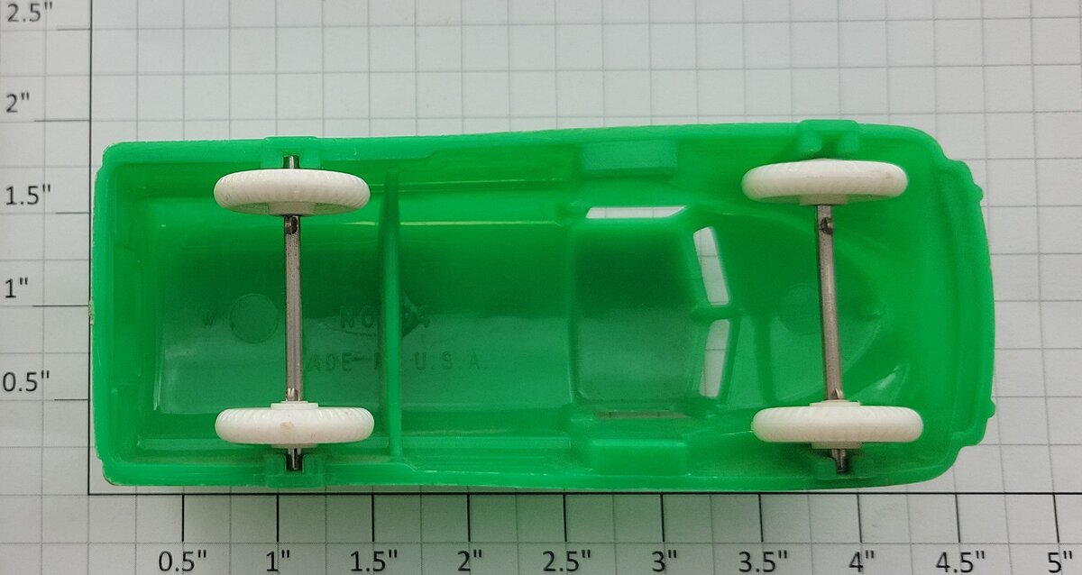 Renwal Products No.94 O Gauge Green Gasoline Truck