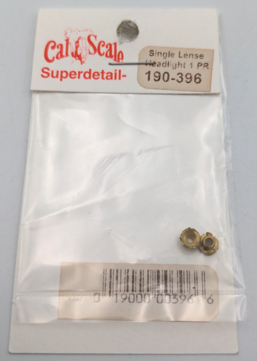 Cal Scale 190-396 HO Scale Single Lens Headlight 1 PR