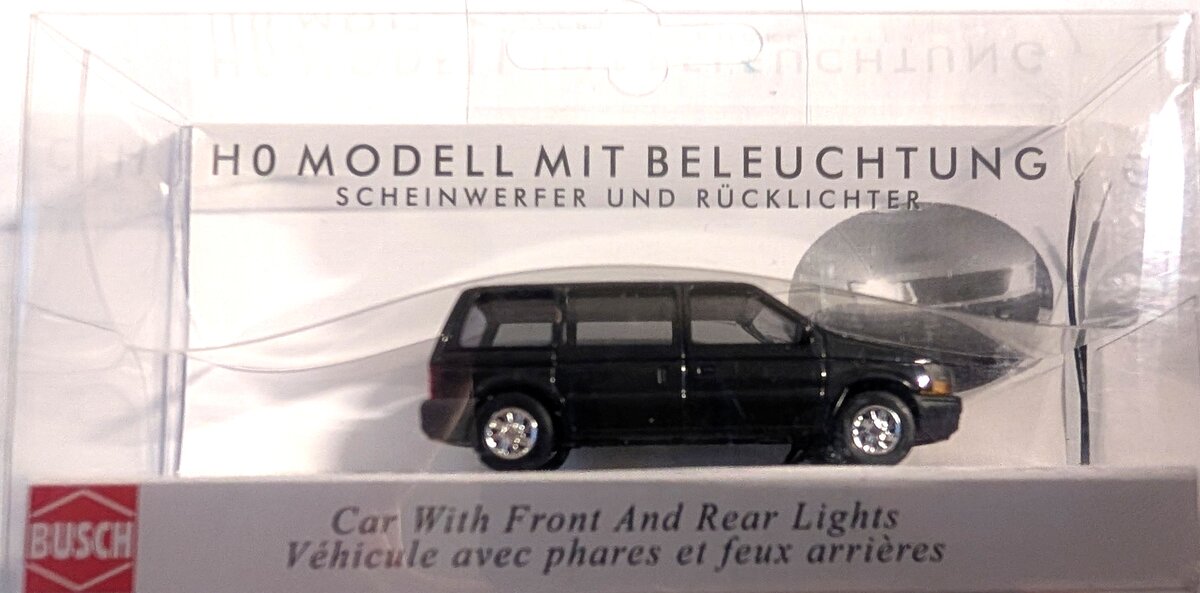 Busch 5657 HO Black Chrysler Voyager Van w/Working Headlights & Taillights