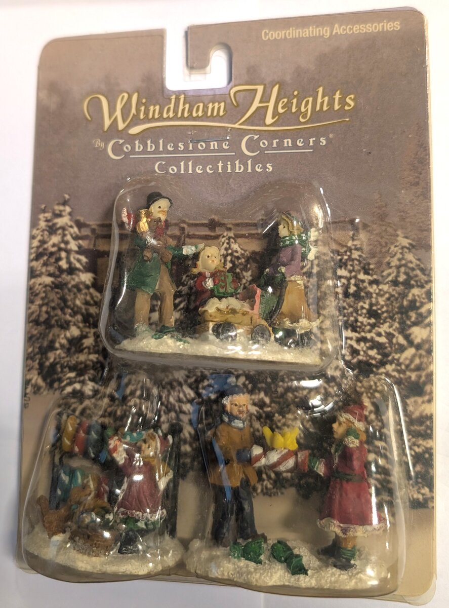 Greenbrier International 838558 HO Windham Heights Present Exchange Figure Set