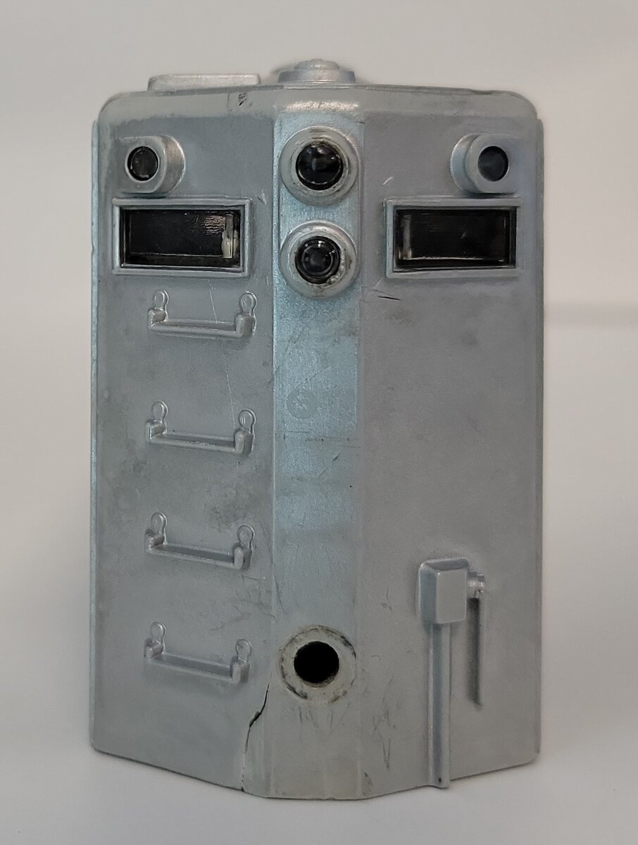 Lionel 2328-5 Gray Burlington GP-7 Diesel Engine Shell Missing Some Trim #2328