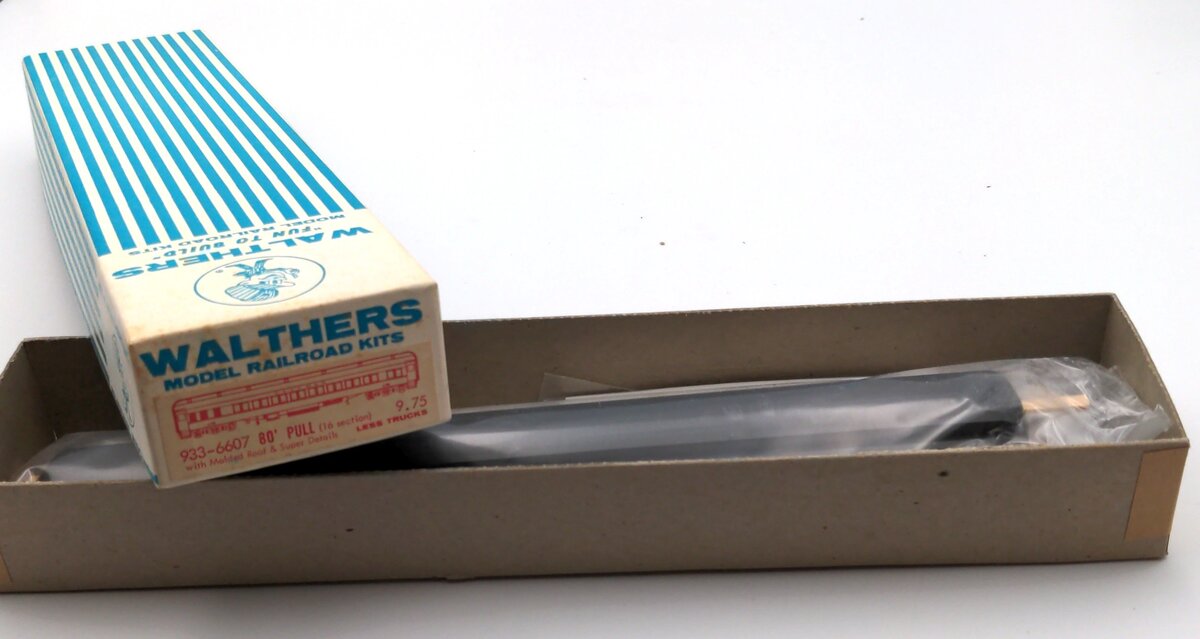 Walthers 933-6607 80' Pullman 16 Section Passenger Car Kit