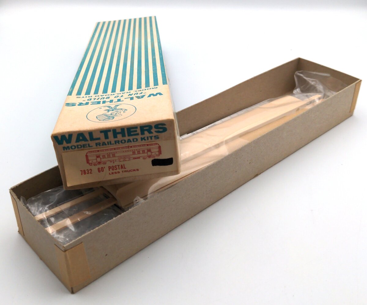 Walthers 7832 HO Scale 60' USPS Postal Car Kit
