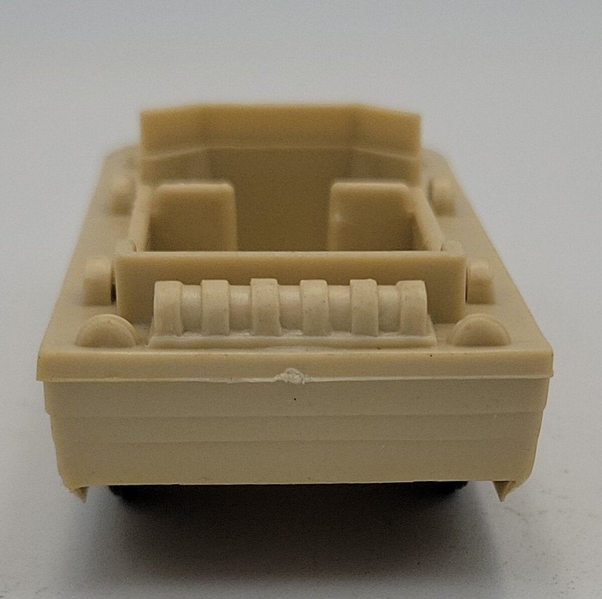Marx MX- MVADB Light Brown Plastic Marx Military Vehicle Searchlight Truck