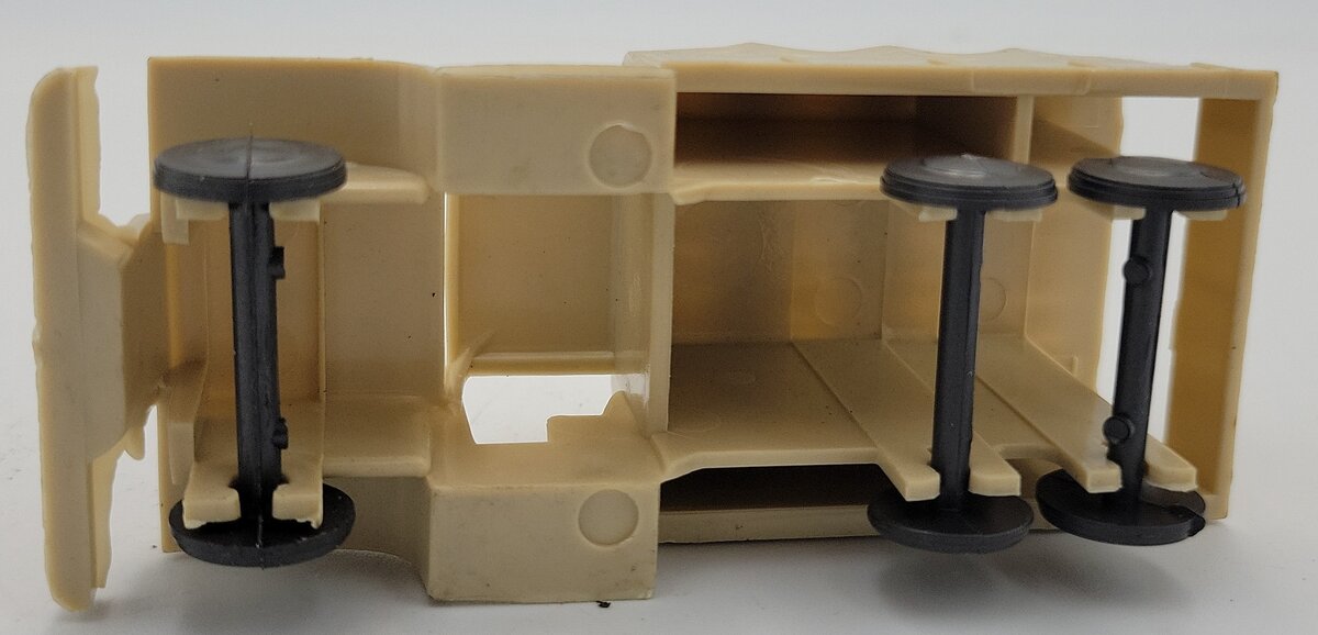 Marx MX- MVAT Light Brown Plastic Marx Military Vehicle Army Truck