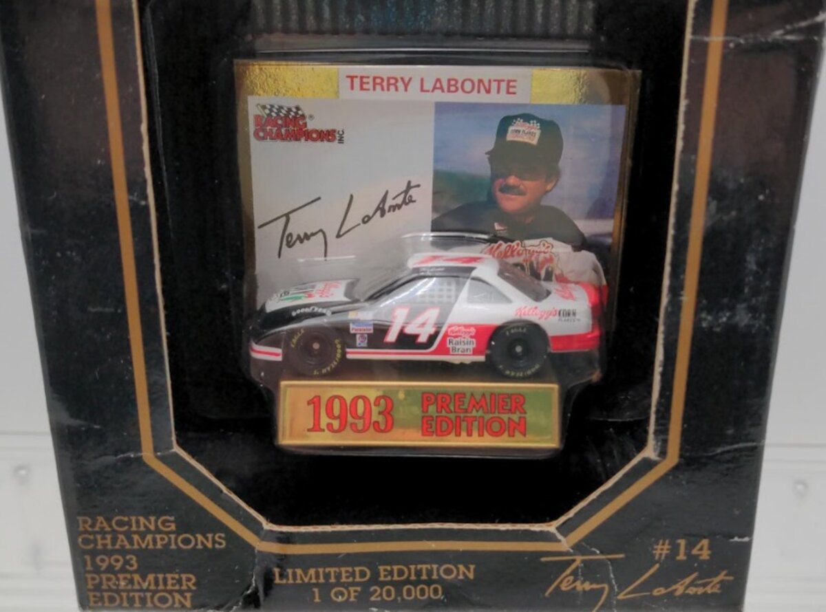 Racing Champions 01811 1:64 Scale 1993 NASCAR Kellogg's #14 Terry Labont
