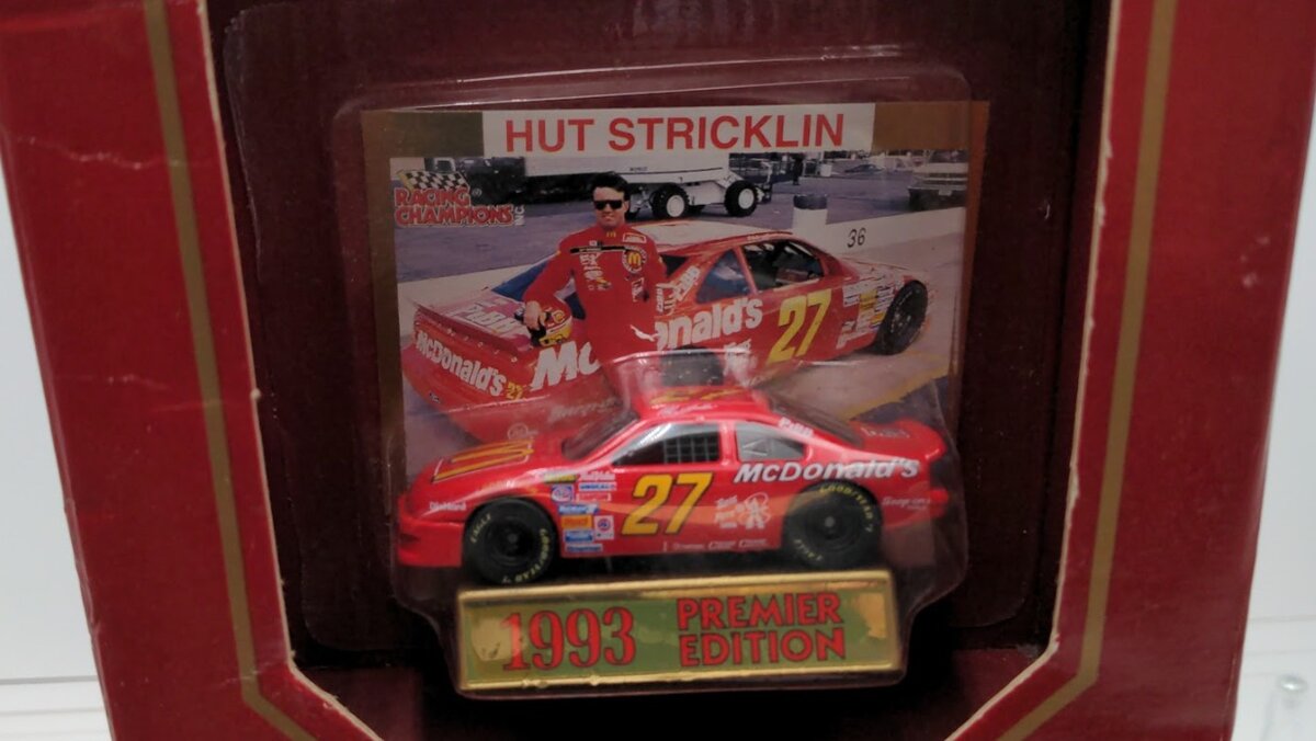 Racing Champions 01827 1:64 Scale NASCAR # 27 Hut Stricklin Mr. Pibb Die Cast