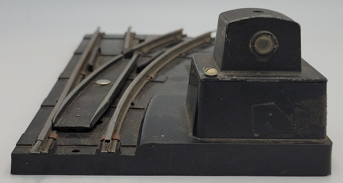 American Flyer XA9933 S Gauge Right Hand Remote Switch Track w/o Controller