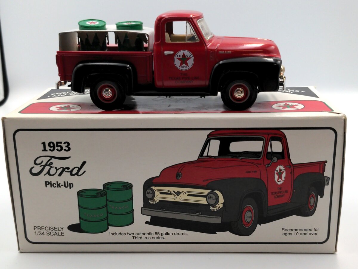 First Gear 19-1688 1:34 Scale 1953 Ford Pick-Up Texaco
