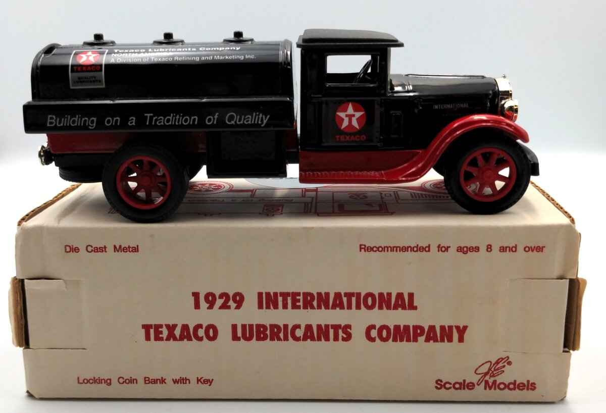 Ertl 4028 1929 International Texaco Lubricants Company Locking Coin Bank