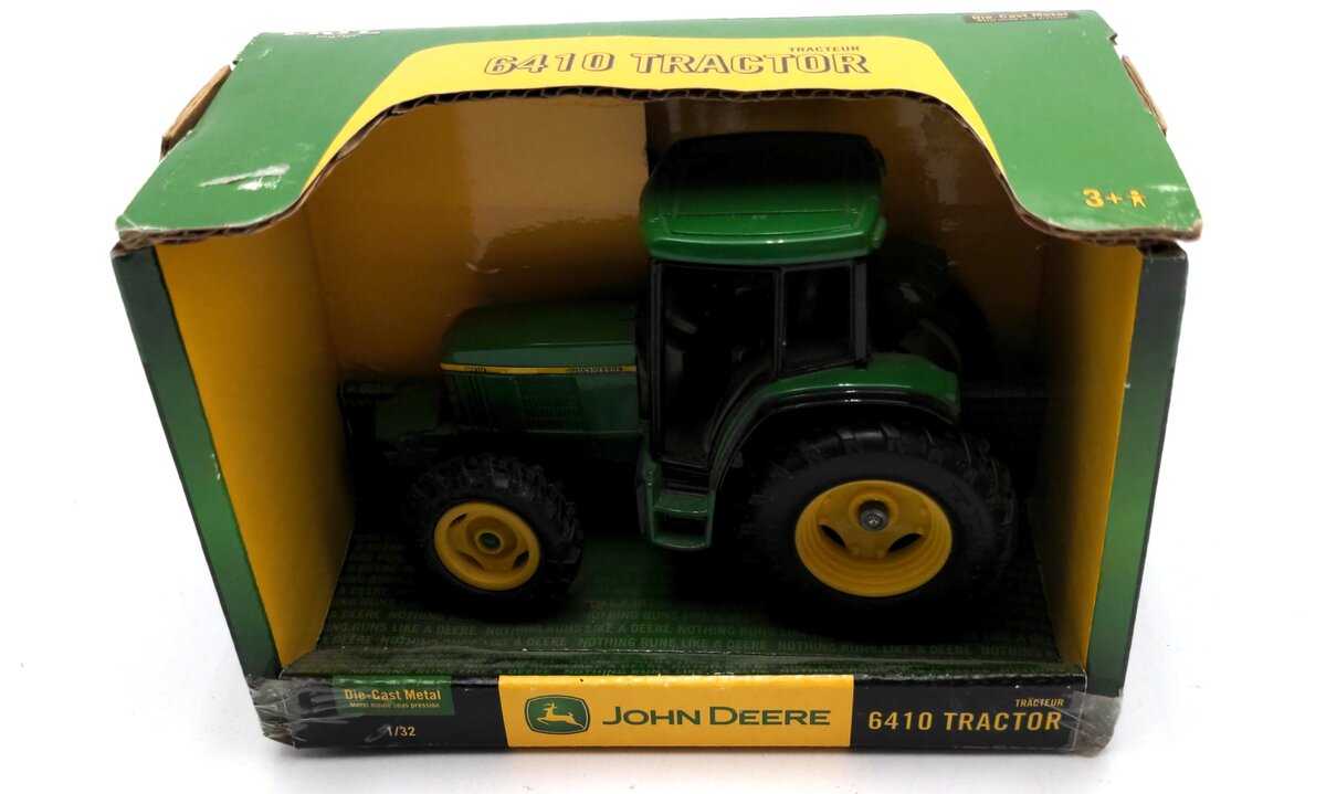 Ertl 6140 1/32 Scale John Deere Tractor