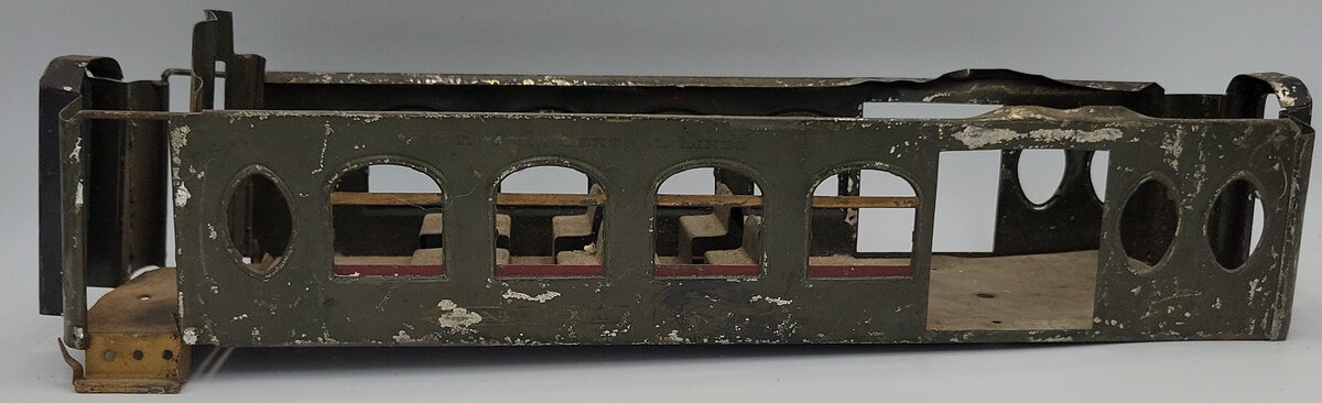Lionel 19-11 Olive Green Combination Car Body Shell & Frame with Passenger Seats