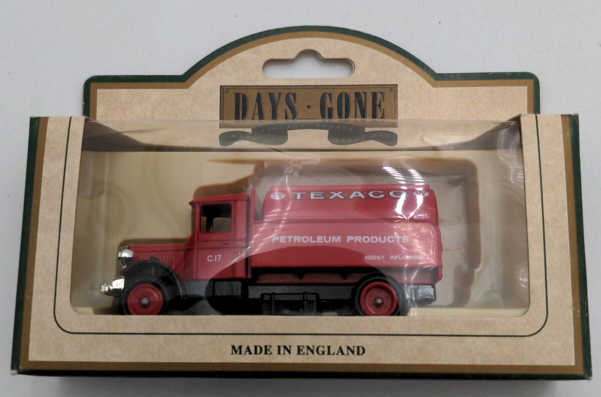 Lledo 42008 1934 Mack Tanker Texaco