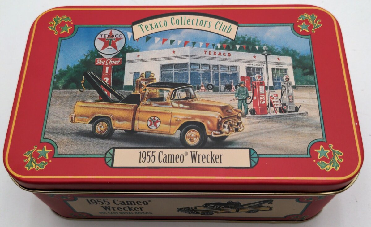 Ertl H985 1955 Gold Cameo Wrecker Tow Truck