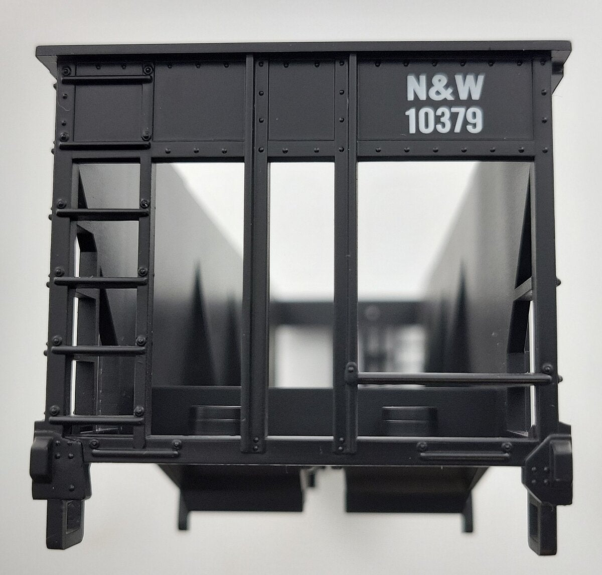 MTH 20-97061-2 Premier Norfolk & Western 4-Bay Hopper Body Shell #10379