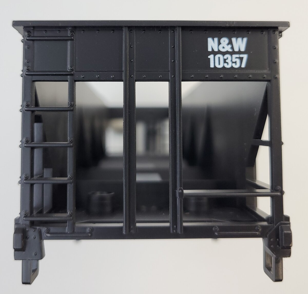 MTH 20-97061-5 Premier Norfolk & Western 4-Bay Hopper Body Shell #10357