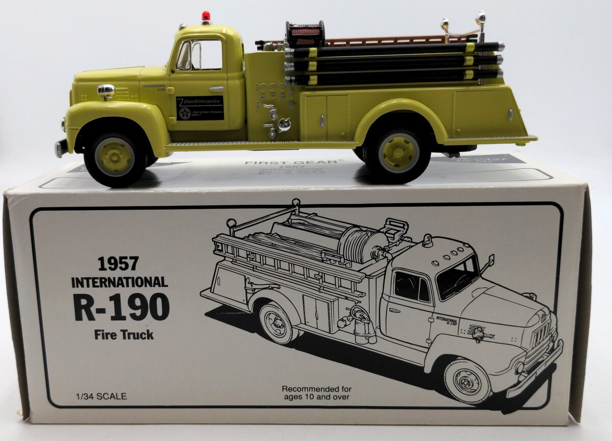 First Gear 18-1740 1957 International R-190 Fire Truck Star Enterprise