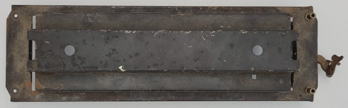 Lionel 380E-2 Standard Gauge Bottom Frame Chassis with Trim