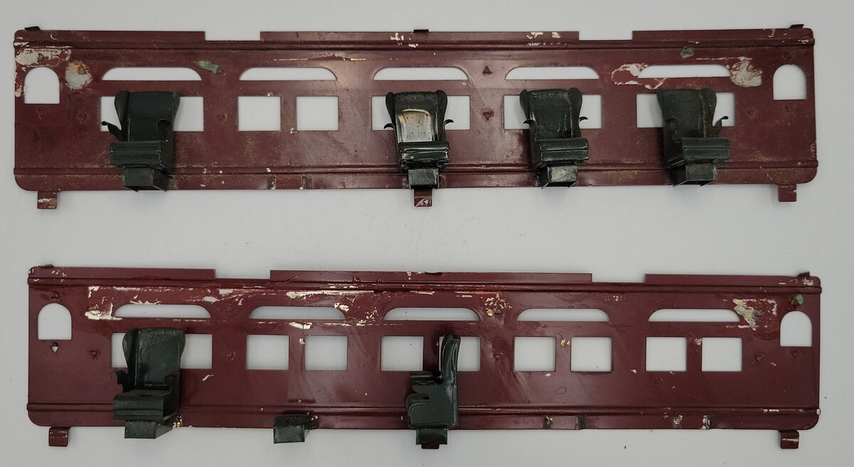 Lionel 418-20 Standard Maroon Pullman Car Window Inserts w/ Chairs (Set of 2)