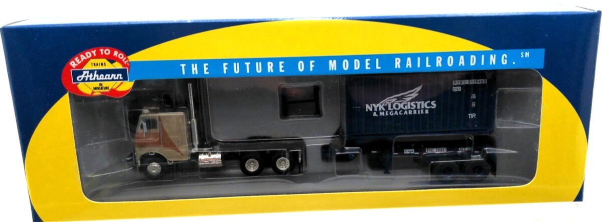 Athearn 92141 HO Scale NYK Logistics 20'Container Trailer w/Freightliner Tractor