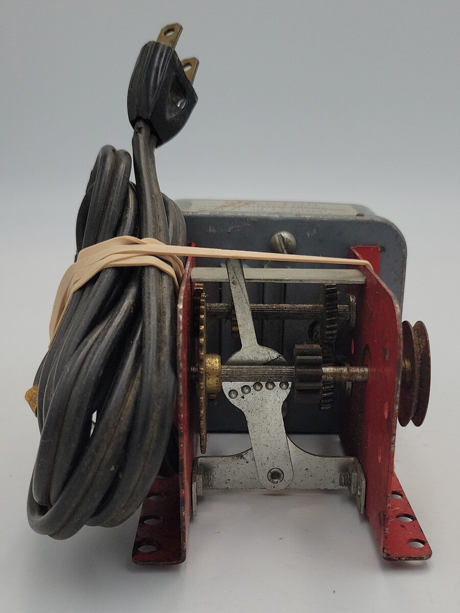 Gilbert Erector M-1 Erector Electric Motor with Offset Shaft