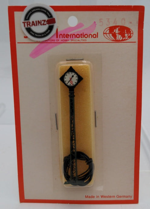 Stevens International 5340 -1 HO Scale Green Street Clock With Wires